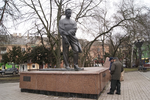 Незабаром будуть ремонтувати пам’ятник Іванові Франку у Тернополі