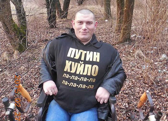 Чоловік з Тернопільщини «воює» за Україну в інвалідному візку